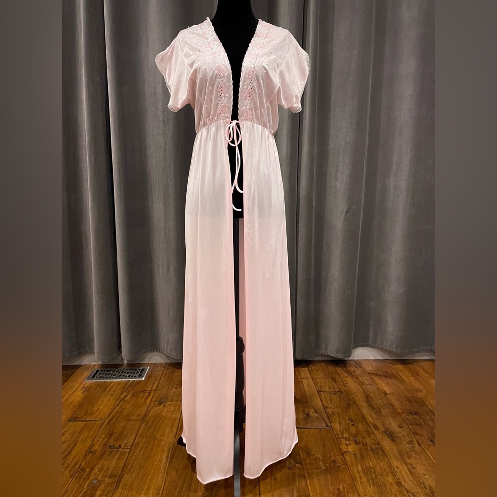 Vintage Queentex pink nightie